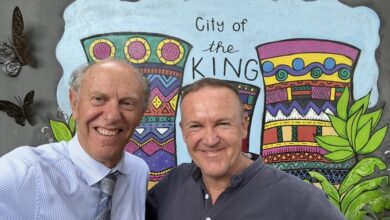 Bulawayo Executive Mayor David Coltart (left) with cricket legend Andy Flower