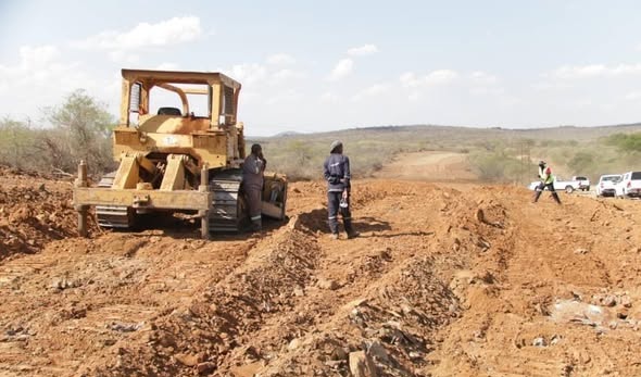 Independence rush exposes road neglect